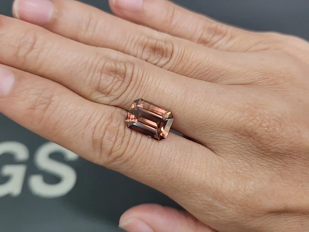 Brown zircon octagon cut 7.63 carats, Tanzania Image №2