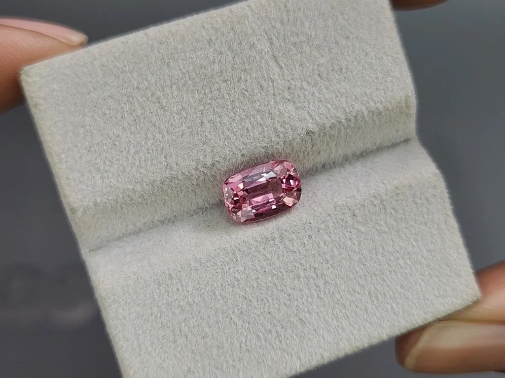 Spinel Mahenge cushion cut 2.06 carats, Tanzania Image №4