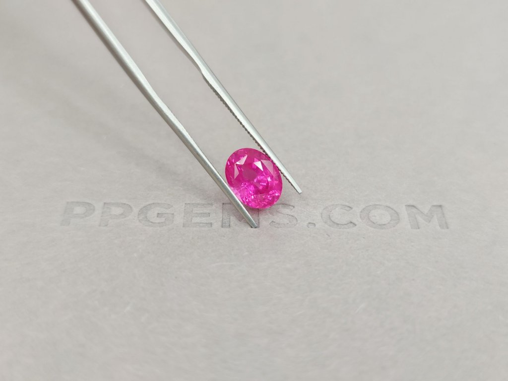 Spinel Mahenge neon pink 2.07 ct Image №4