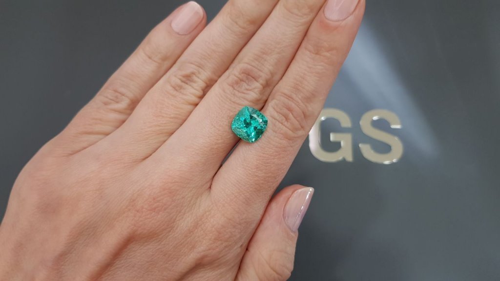 Neon blue Paraiba tourmaline in cushion cut 4.65 carats, Mozambique Image №2