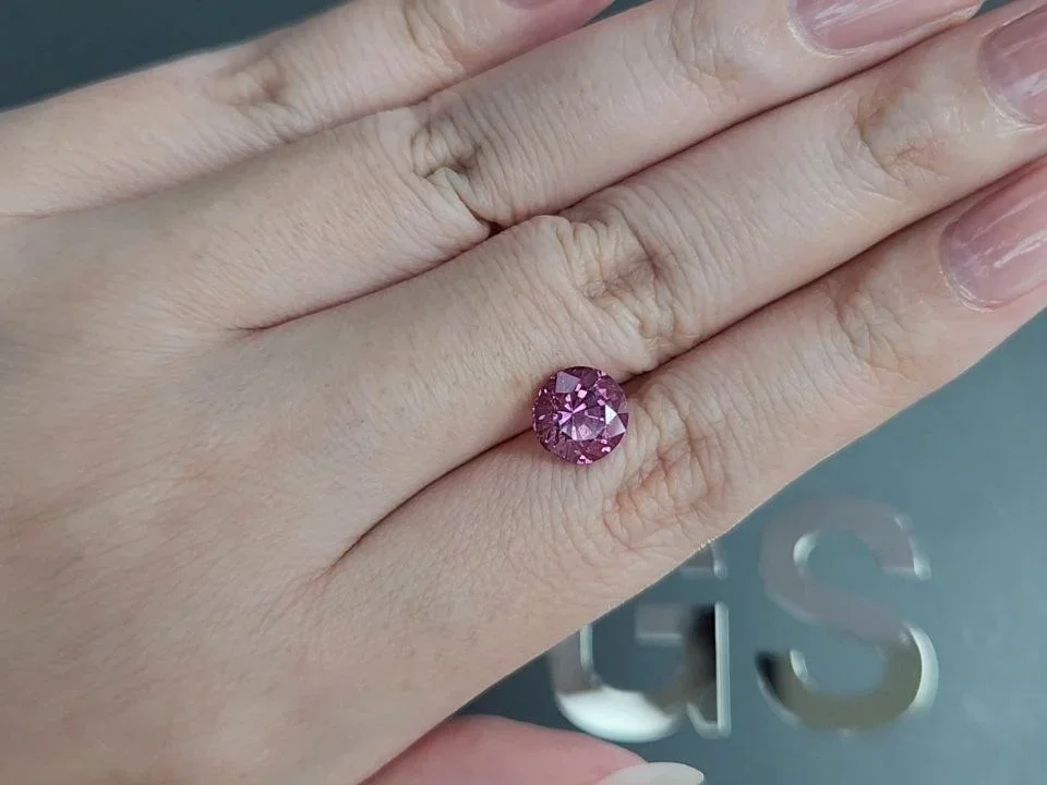 Round cut purple spinel 2.94 carats, Tanzania Image №2