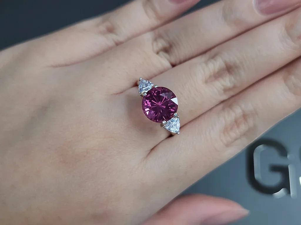 Spinel purple round cut 4.28 carats, Burma Image №5
