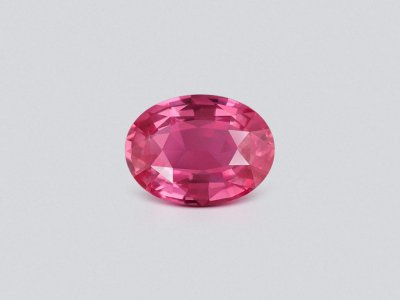 Unheated Padparadscha sapphire in oval cut 0.89 carat, Sri Lanka  photo