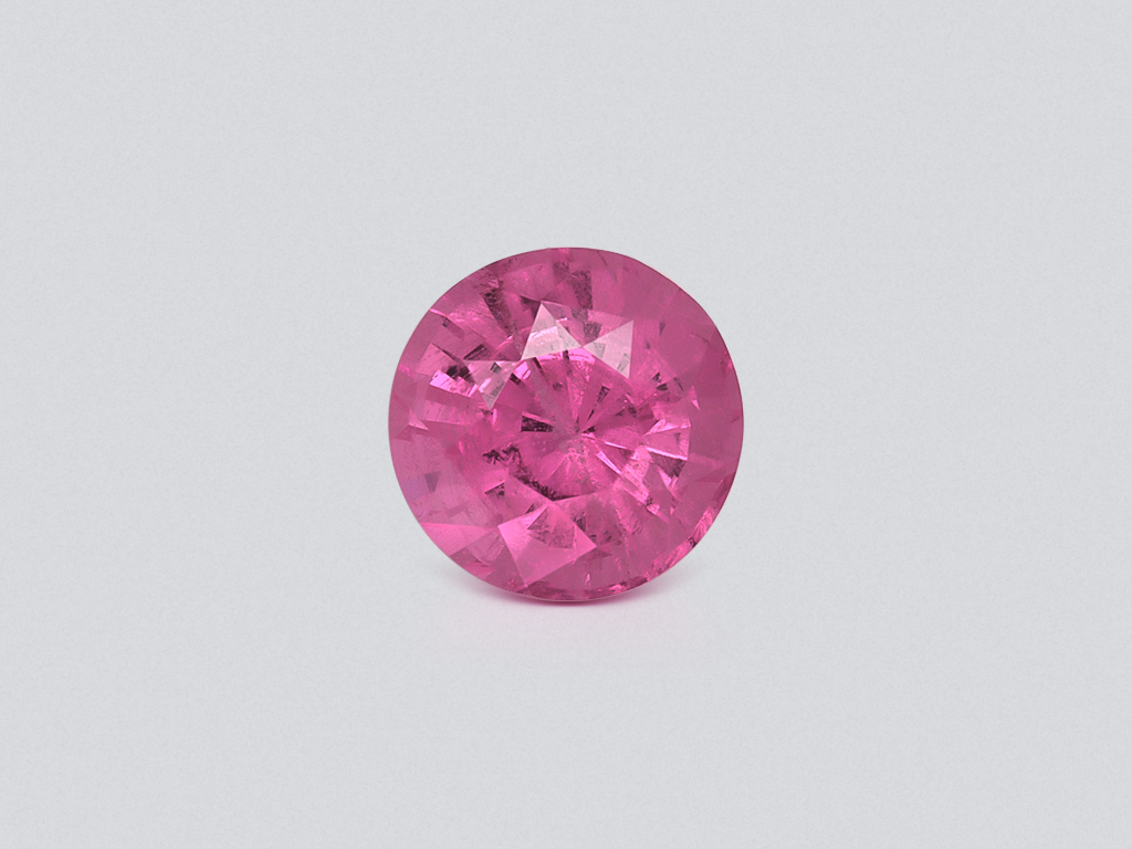 Mahenge spinel with rutile silk effect  round cut 2.58 carats, Tanzania Image №1