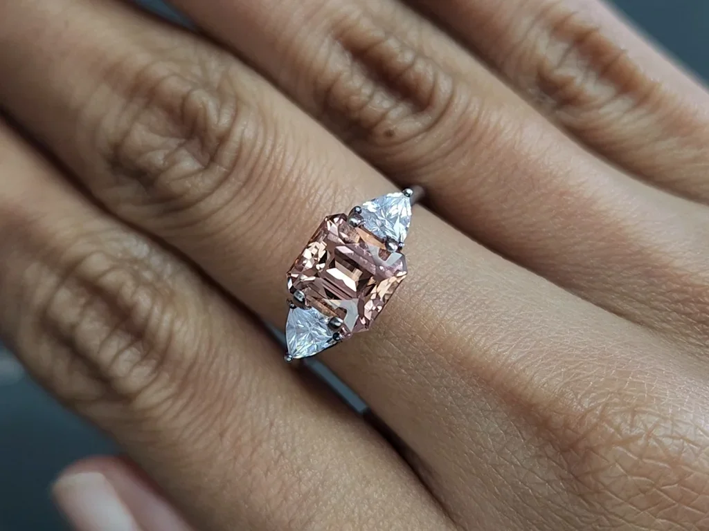 Pink tourmaline radiant cut 2.60 carats, Africa Image №5