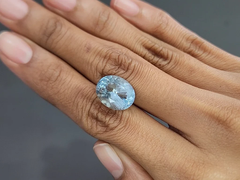 Aquamarine oval cut 7.03 carats, Madagascar Image №2