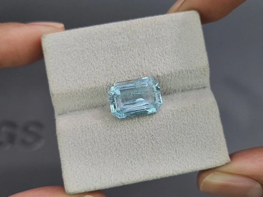Aquamarine octagon cut 4.67 carats, Madagascar  Image №4