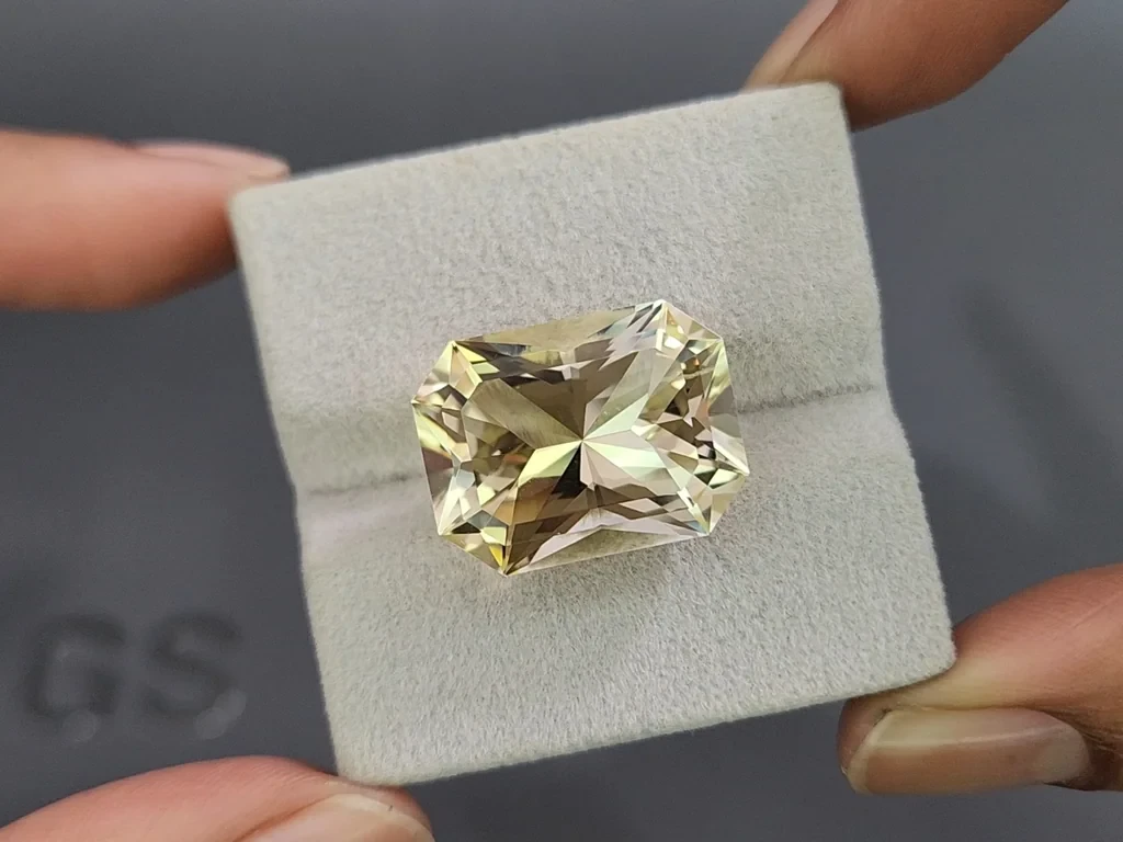 Citrine high precision radiant cut 18.79 carats, Africa Image №4