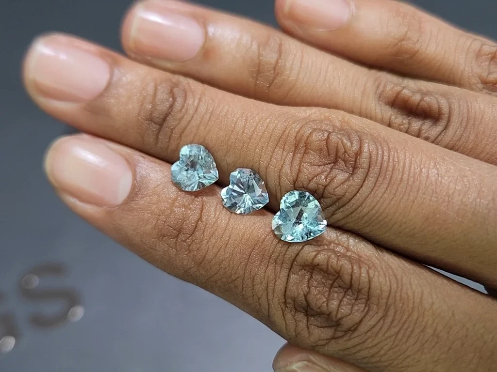 Set aquamarine heart shape 4.11carats, Madagascar Image №2