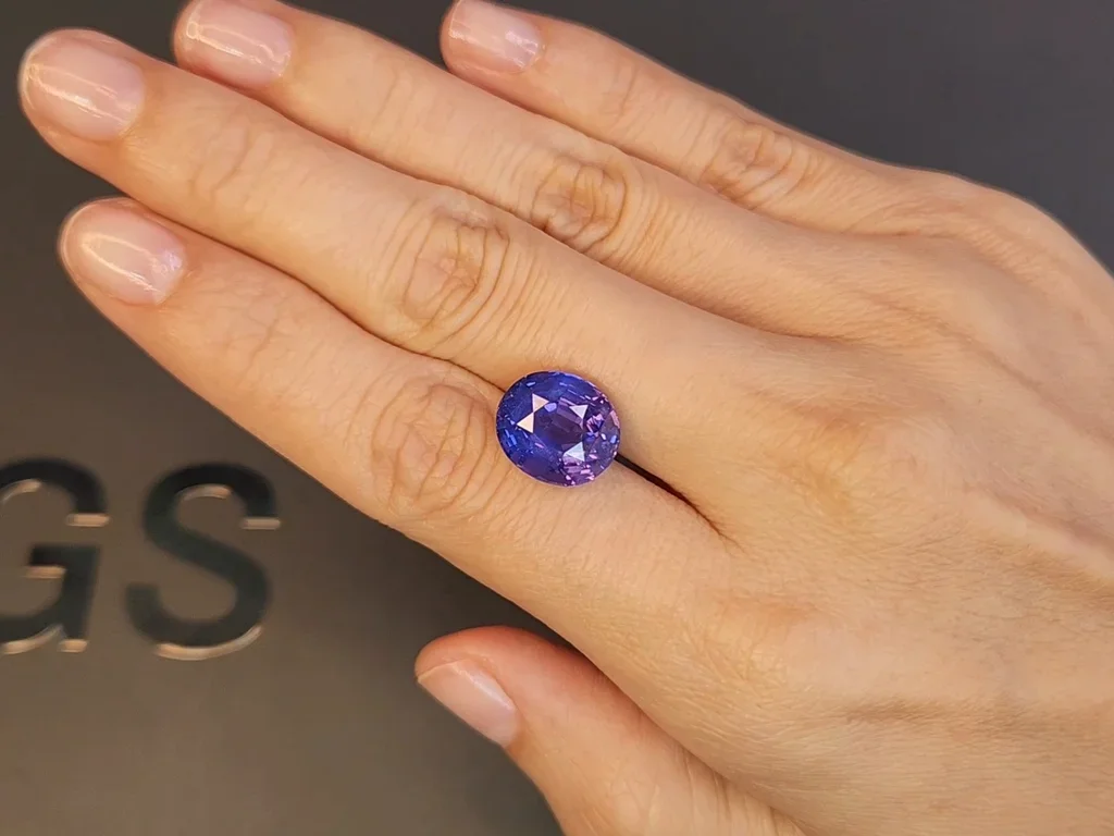 Unheated color change blue to violet sapphire in oval cut 10.14 carat, Sri Lanka Image №5