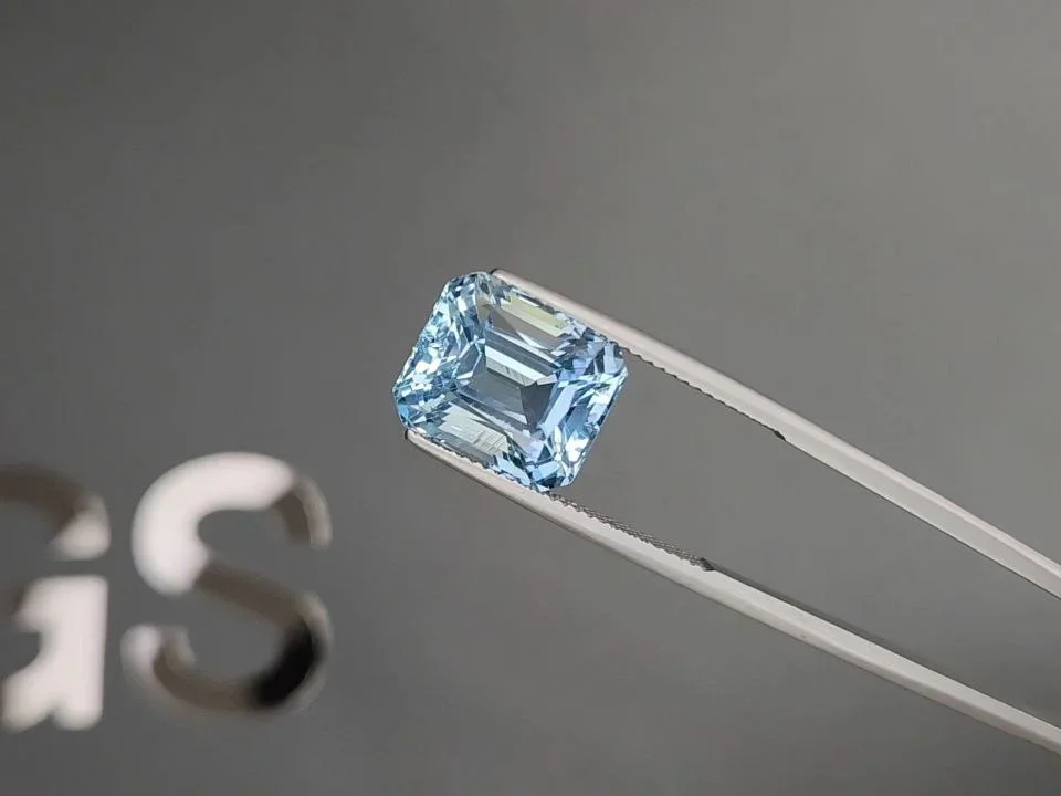 Octagon cut aquamarine 8.40 carats, Madagascar Image №3