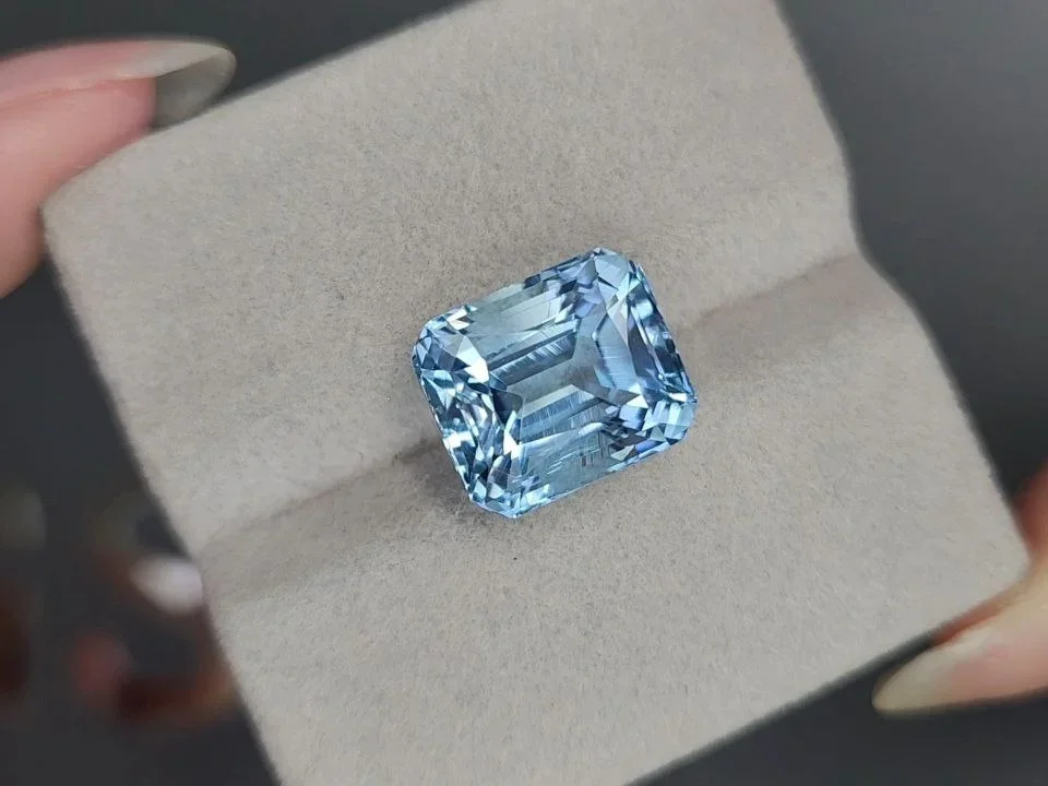 Octagon cut aquamarine 8.40 carats, Madagascar Image №4