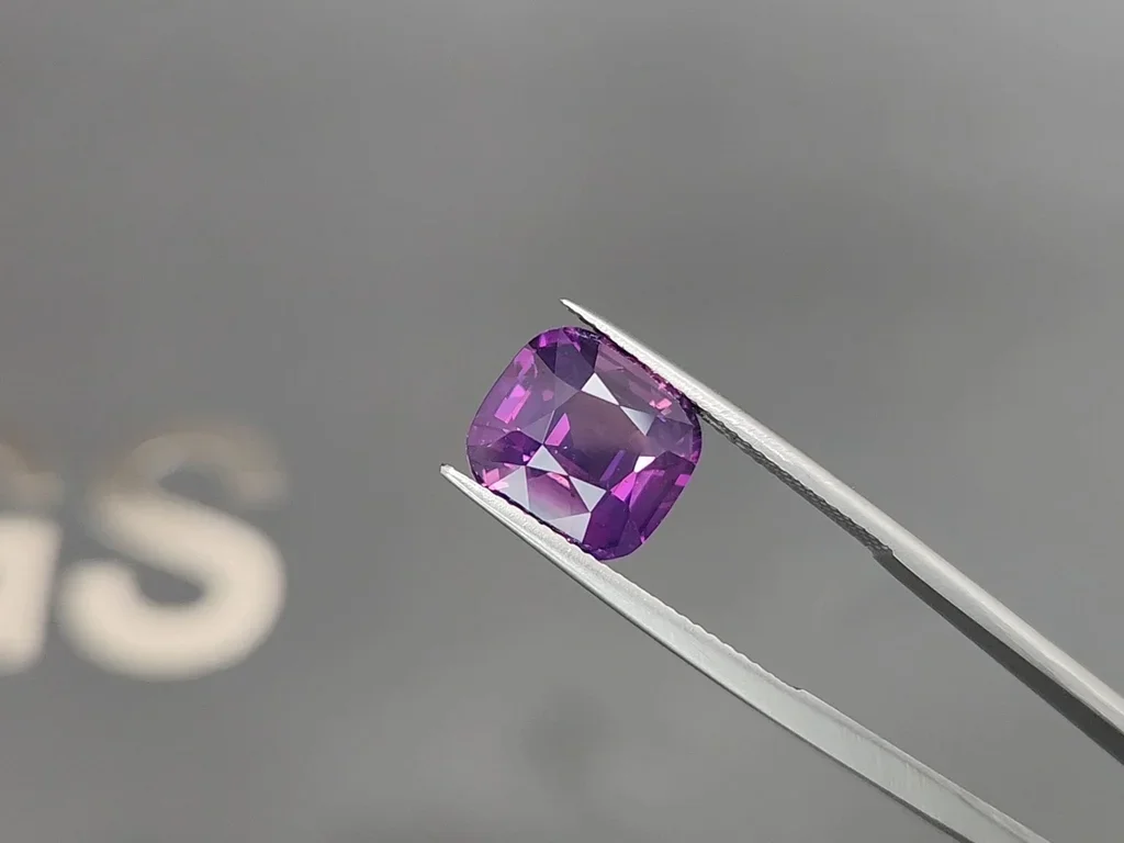 Unheated purple sapphire with silk effect in cushion cut 6.01 carats, Sri Lanka Image №3