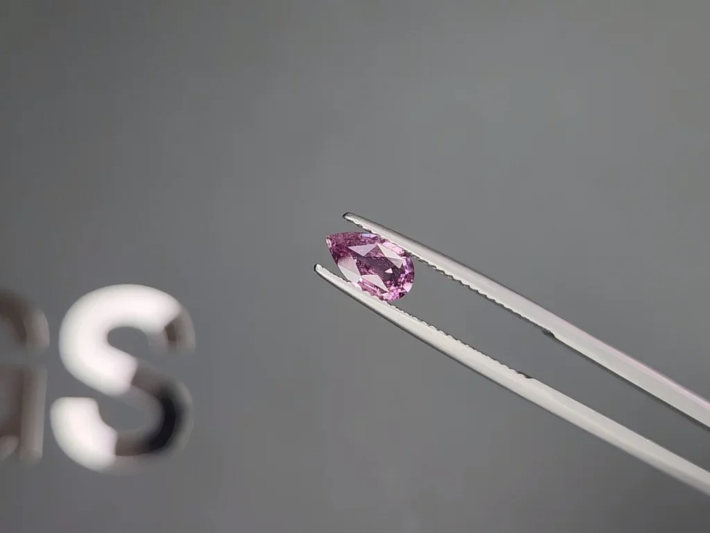 Unheated purple sapphire pear-cut  0.89 carats, Madagascar Image №3