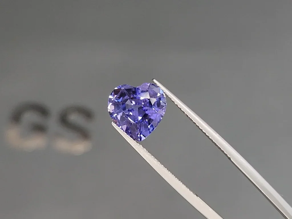 Tanzanite heart shape 4.70 carats, Tanzania Image №3