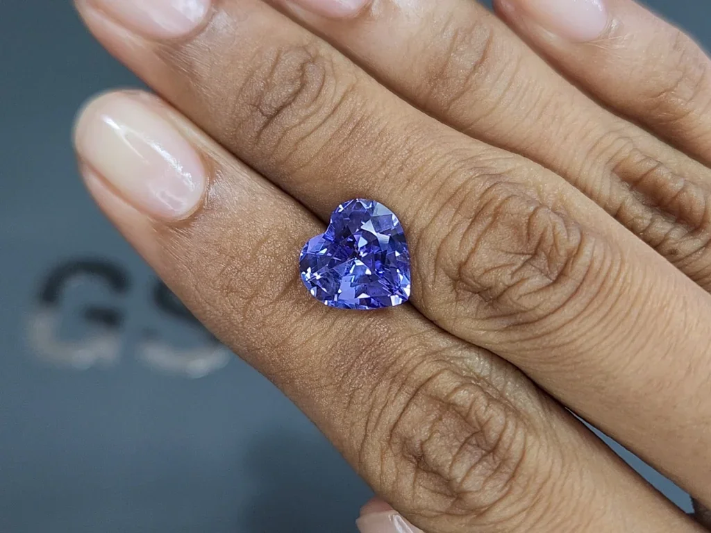 Tanzanite heart shape 4.70 carats, Tanzania Image №2