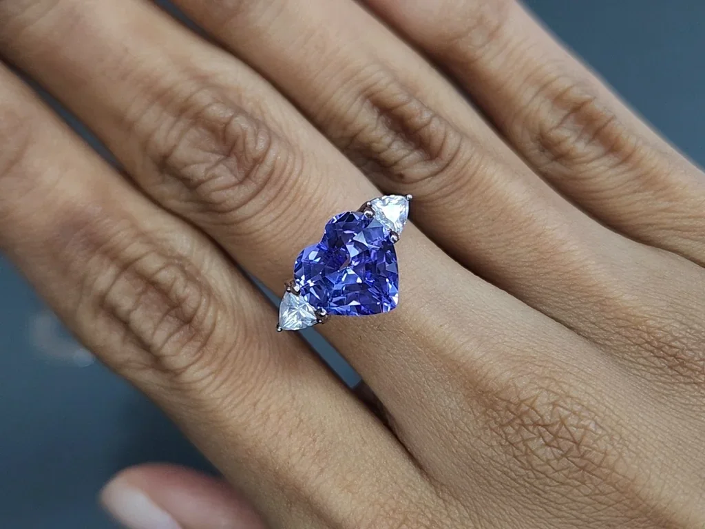 Tanzanite heart shape 4.70 carats, Tanzania Image №5
