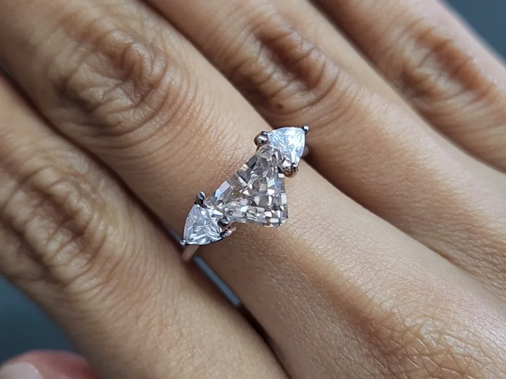 Zircon fancy cut 3.25 carats, Africa Image №5
