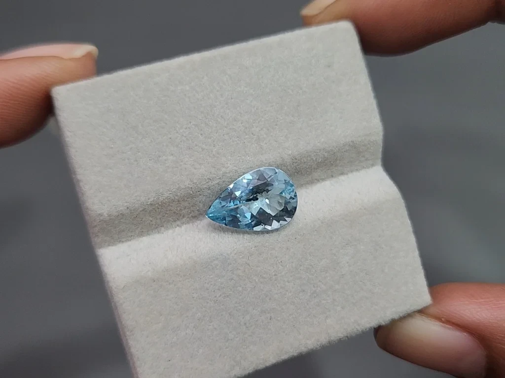 Aquamarine pear cut 2.70 carats, Madagascar Image №4
