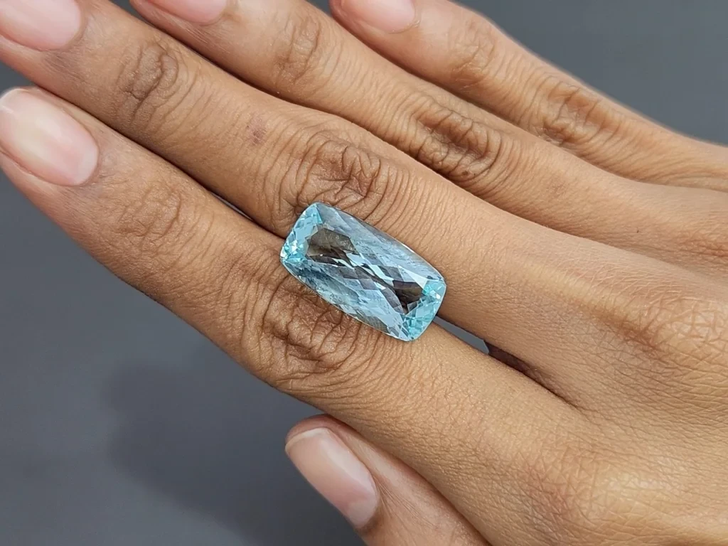 Aquamarine cushion cut 12.54 carats, Madagascar Image №2