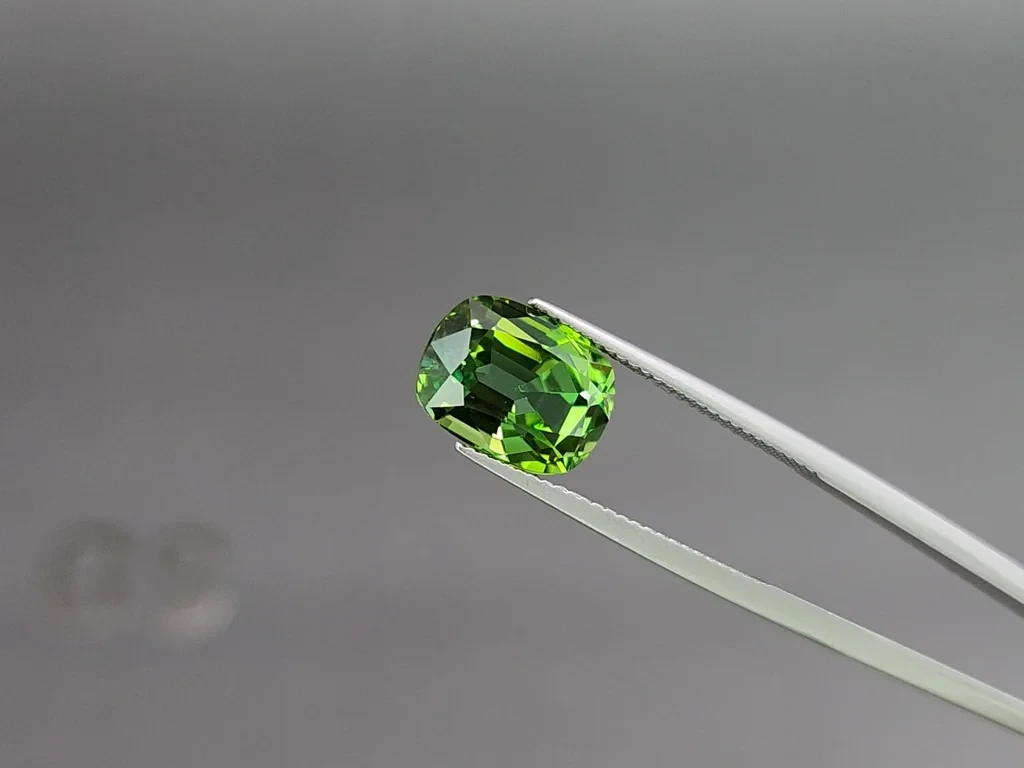 Tourmaline cushion cut 5.42 carats, Africa Image №3