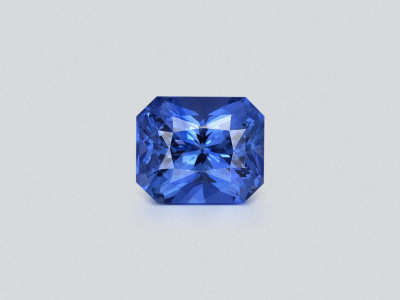 Radiant cut blue sapphire 1.65 carats, Sri Lanka photo