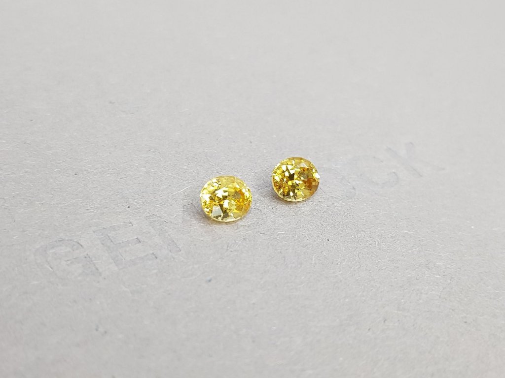 Pair of orangey yellow oval cut zircons 2.00 ct, Madagascar Image №2
