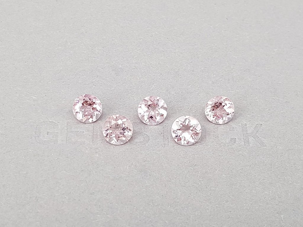 Set of pink morganites in round cut 4.63 carats Image №1