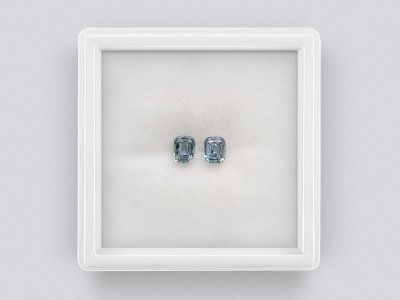 Pair of unheated cushion-cut blue sapphires, 0.73 carats, Madagascar photo