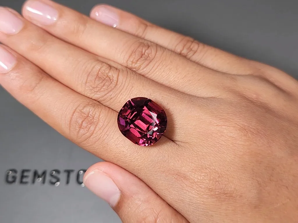 Large tourmaline rubelite 19.45 carats cushion cut, Nigeria Image №2