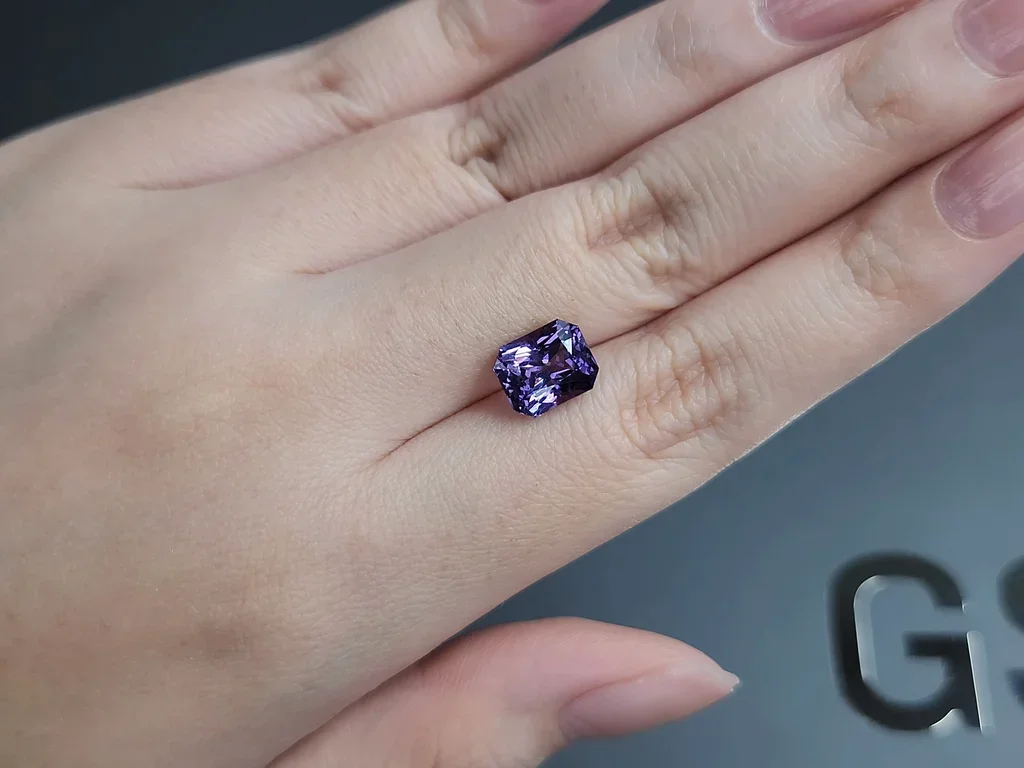 Vivid purple spinel in octagon cut 3.54 carats, Burma Image №2
