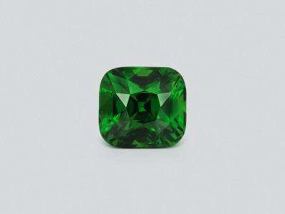 Tsavorite garnet Vivid Green radiant cut 3.21 carats, Tanzania photo
