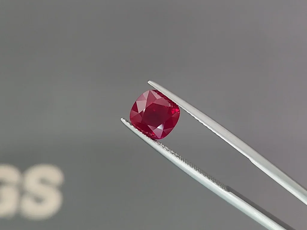 Unheated ruby rutile Pigoen Blood cushion cut 2.11 carats, Burma (Mogok) Image №3