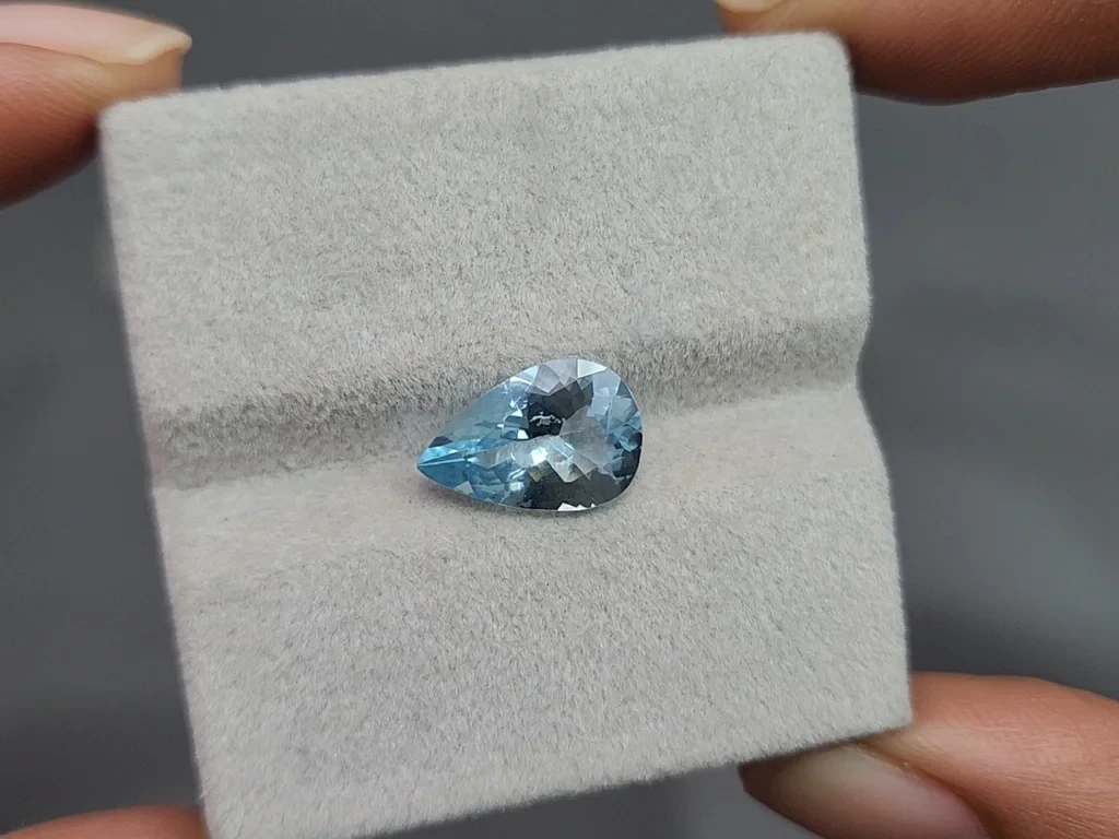 Aquamarine pear cut 2.45 carats, Madagascar Image №4