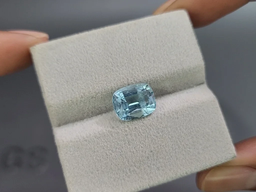 Aquamarine cushion cut 3.15 carats, Madagascar  Image №4
