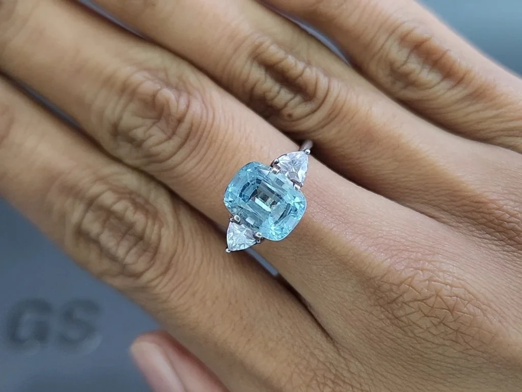 Aquamarine cushion cut 3.15 carats, Madagascar  Image №5