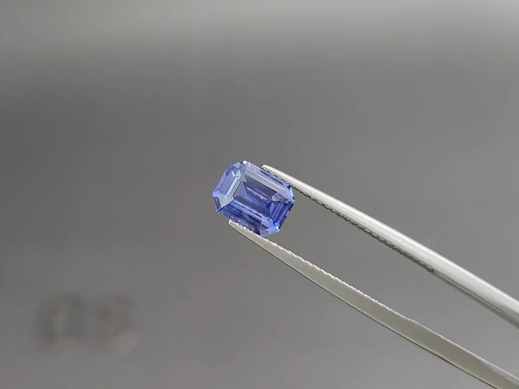 Unheated blue sapphire octagon cut 2.01 carats, Sri Lanka Image №3