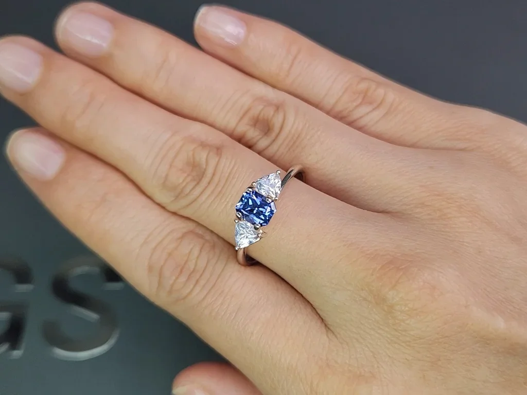 Untreated blue sapphire in radiant cut 0.93 carats, Sri Lanka Image №5