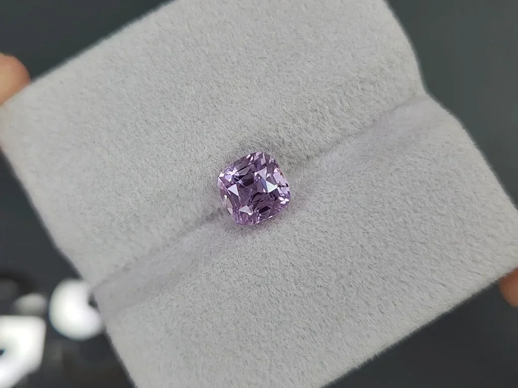 Unheated lavender sapphire in cushion cut 2.52 carats, Sri Lanka Image №4