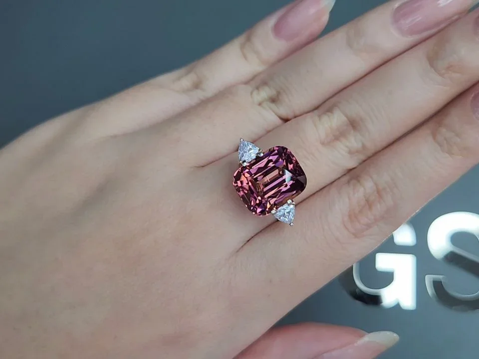 Red-orange tourmaline in cushion cut 9.63 carats, Africa Image №5