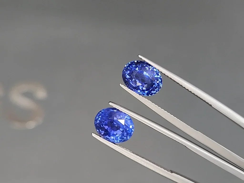 Pair of unheated sapphires Cornflower Blue oval cut 8.63 carats, Sri Lanka Image №3