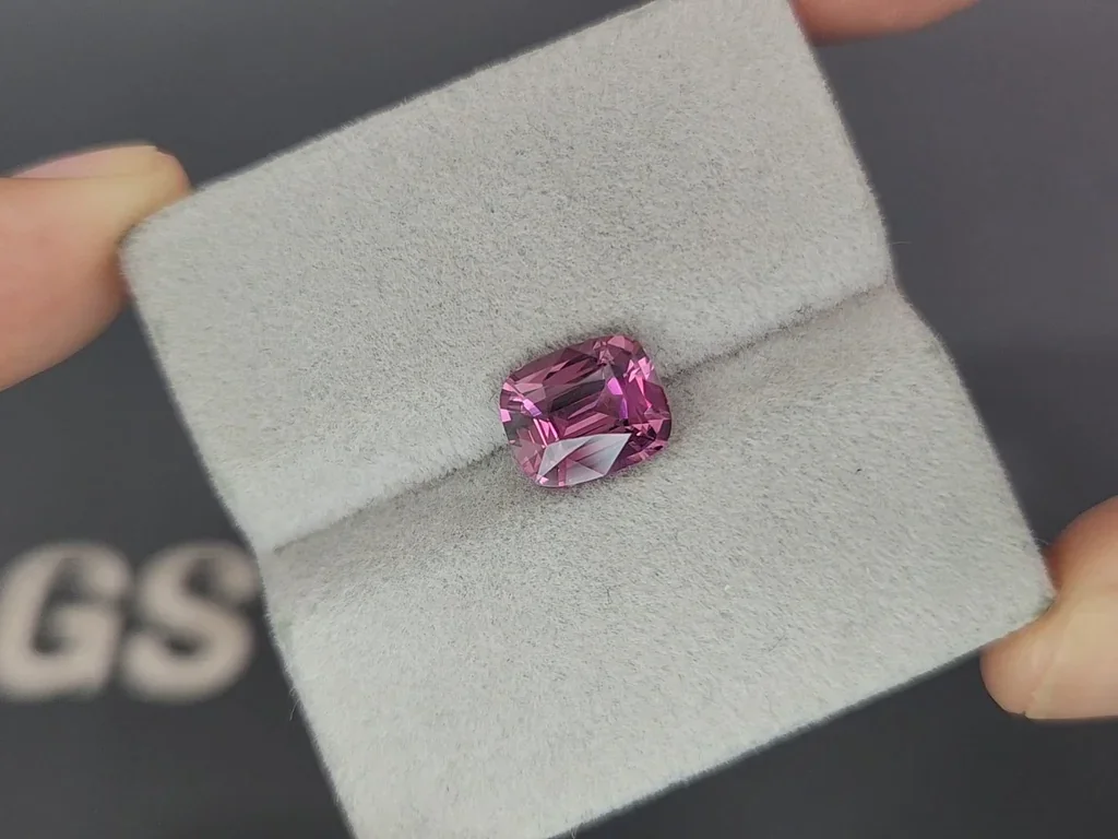 Purple garnet cushion cut 2.96 carats, Africa Image №4