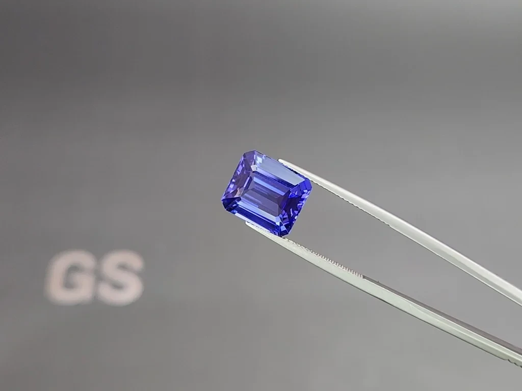 Tanzanite octagon cut 7.38 carats, Tanzania Image №3