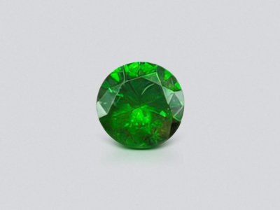 Rare Russian demantoid 0.42 ct photo