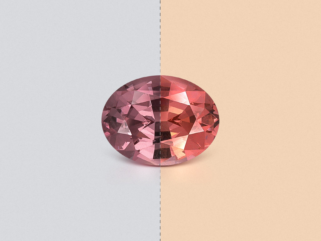 Garnet color change effect oval cut 1.40 carats, Tanzania Image №1