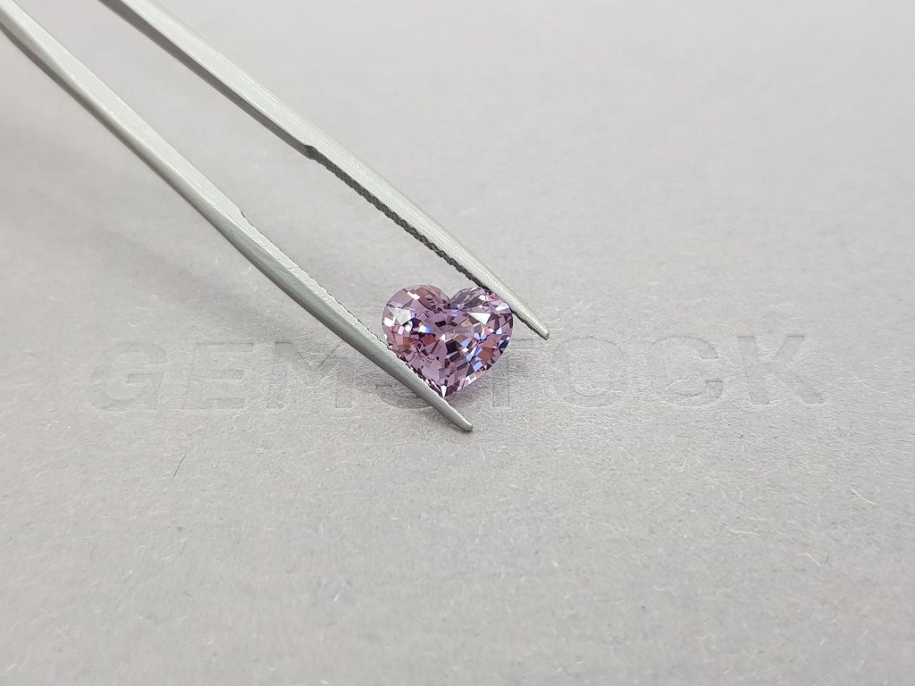 Pinkish purple spinel in heart shape 2.15 ct, Burma Image №4