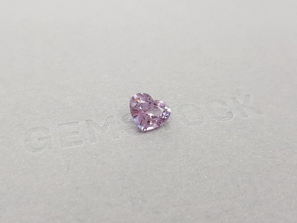 Pinkish purple spinel in heart shape 2.15 ct, Burma Image №2