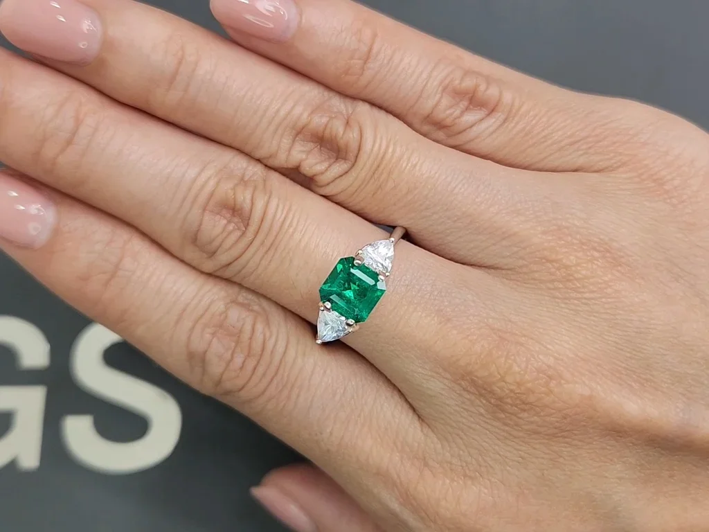 Colombian emerald 1.46 ct Muzo Green Image №5