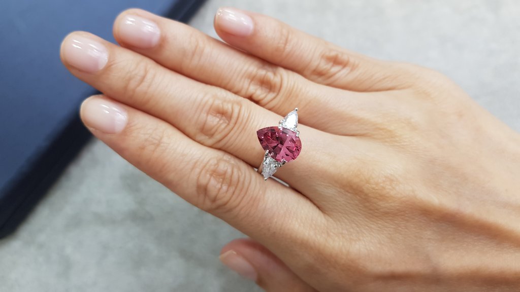 Intense pink pear-cut spinel 3.42 carats, Tajikistan Image №4