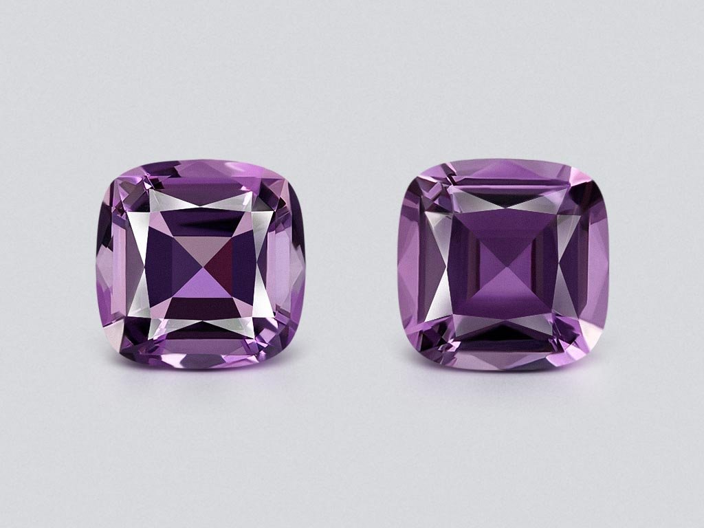 Pair of cushion cut amethysts 9.34 carats, Brazil  Image №1